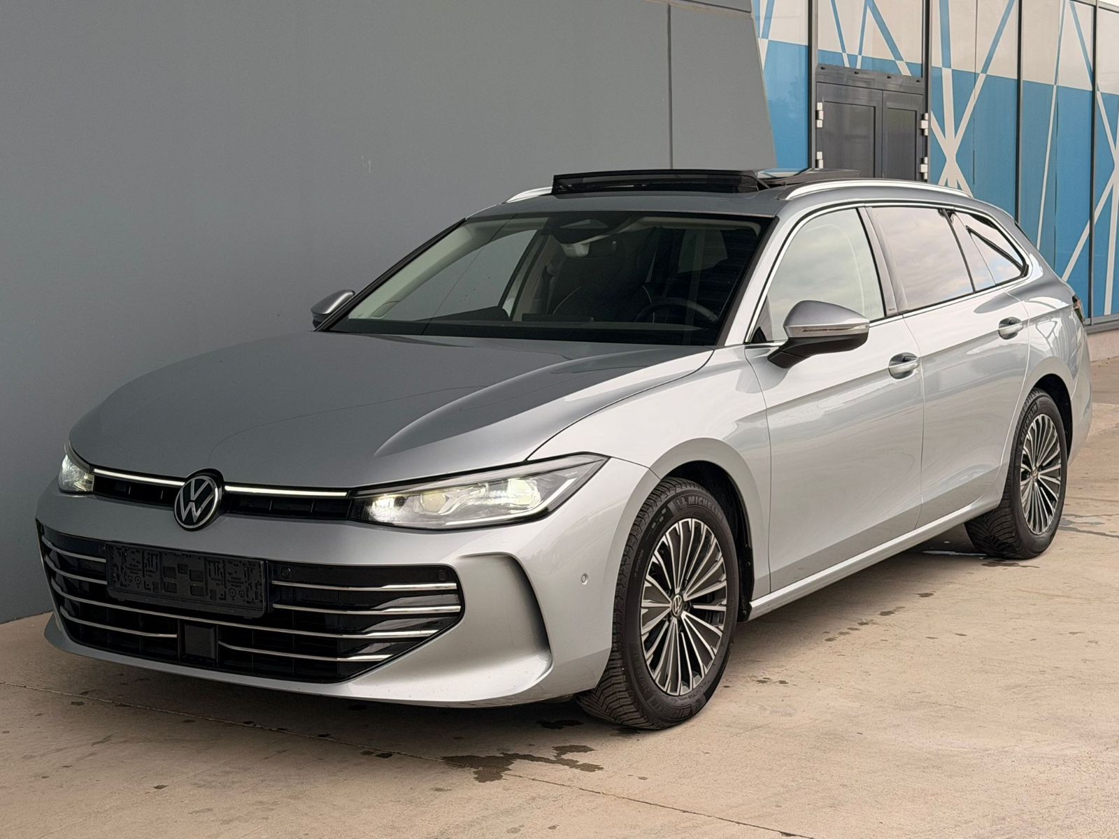 Volkswagen Passat* *ELEGANCE *NEW MODEL VOLLLLLLLL**