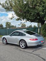 Porsche 997 Carrera 4S Coupé Carrera S - silberne Porsche 997