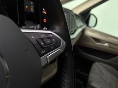VW T7 Multivan Edition eHybrid lang Pano IQ ACC 360