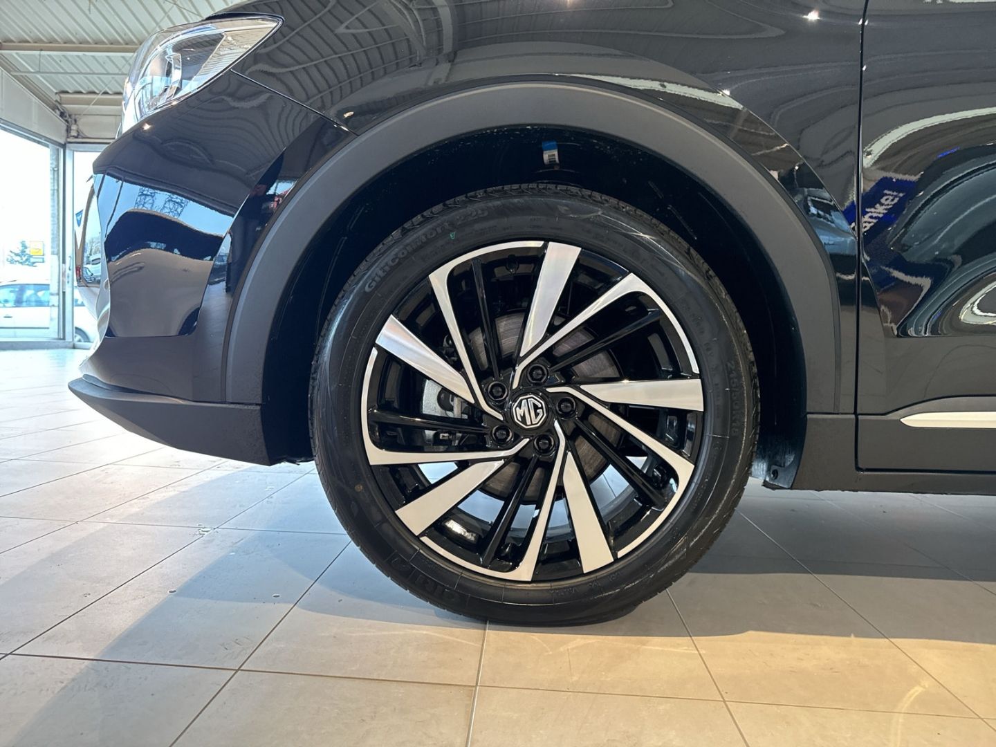 Fahrzeugabbildung MG ZS HEV Luxury Sonderfinanzierungsangebot