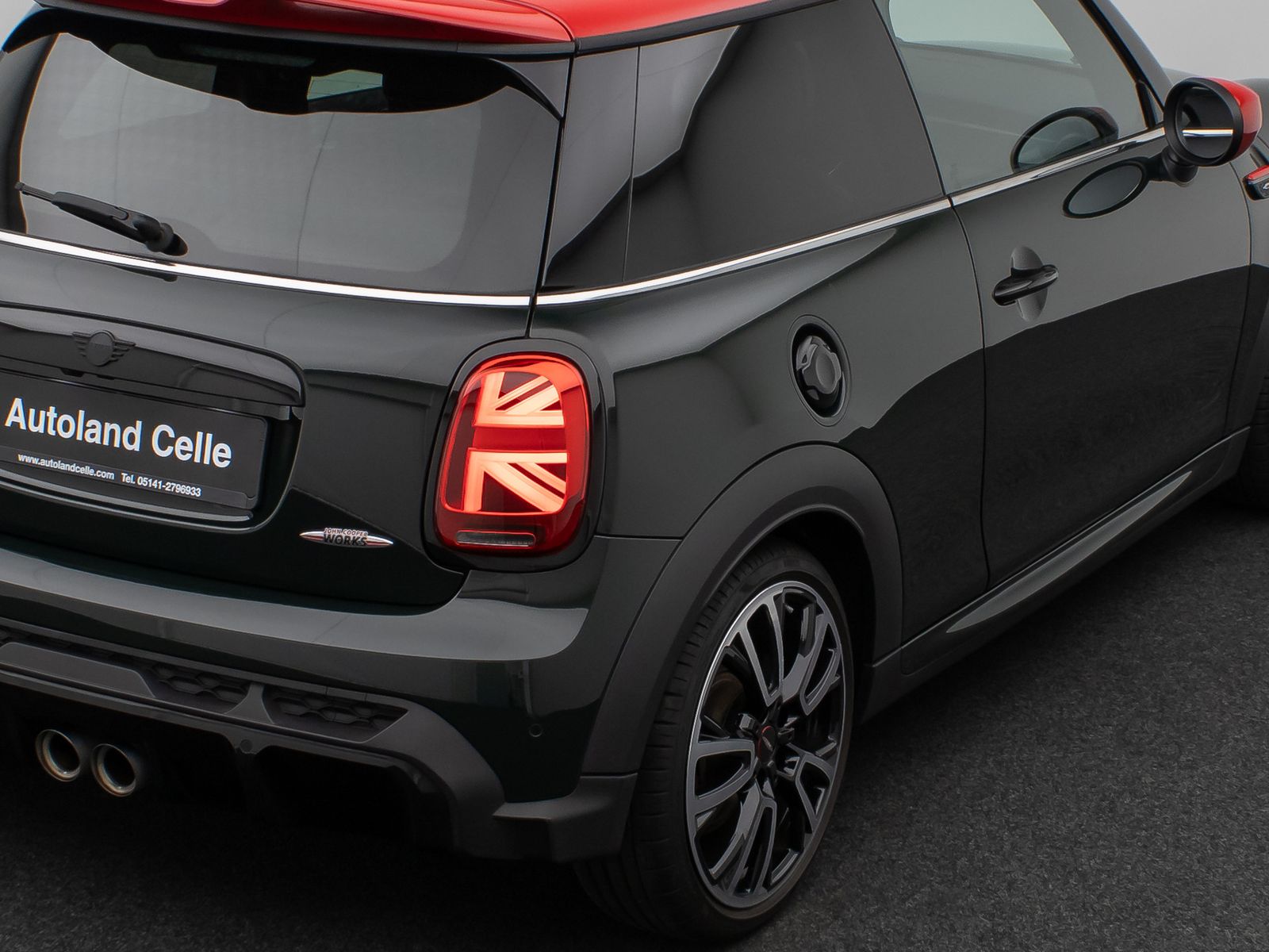 Fahrzeugabbildung MINI John Cooper Works Kamera HUD DAB H/K Komfort 18"