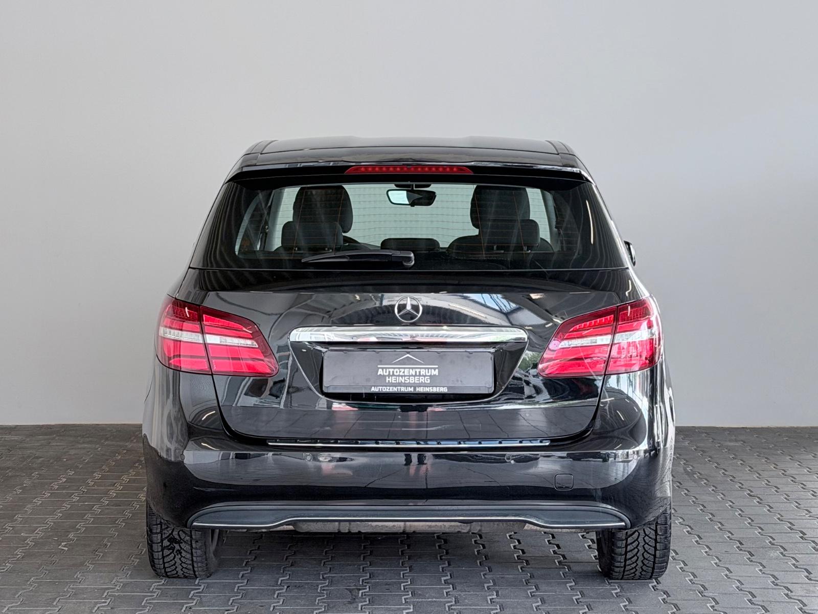 Mercedes-Benz B 180  Automatik |Navi|LED|AHK