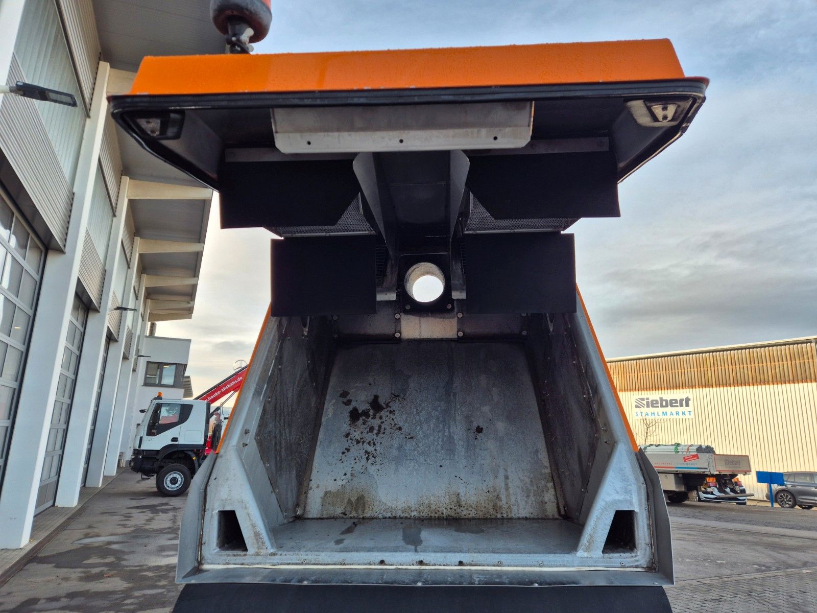 Fahrzeugabbildung Schmidt Swingo Compact 200+ Winterdienst Klima