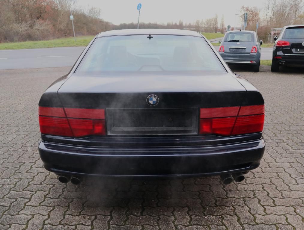 BMW 840