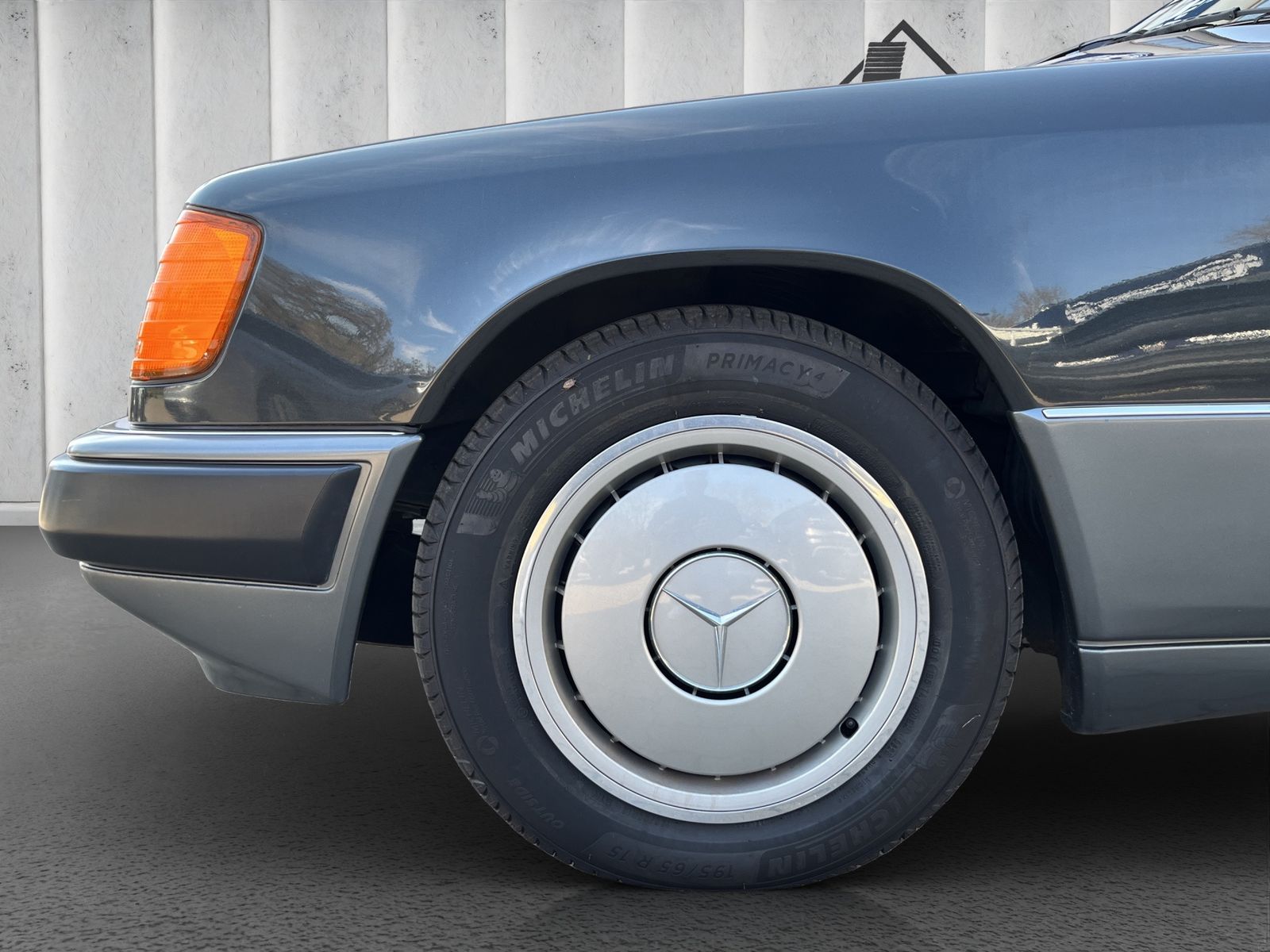 Fahrzeugabbildung Mercedes-Benz E 230 CE*W124C*1 Hand*128tkm* Guter Zustand*