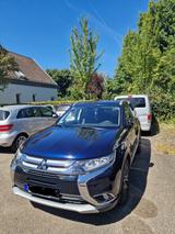 Mitsubishi Outlander 2.2 DI-D Plus ClearTec 4WD Plus - Mitsubishi Gebrauchtwagen in Karlsruhe