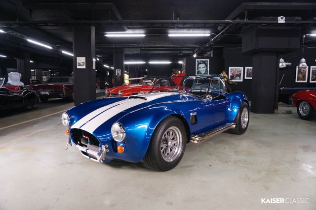AC Cobra replica by Dax