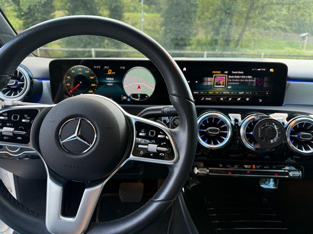 Mercedes-Benz A 200