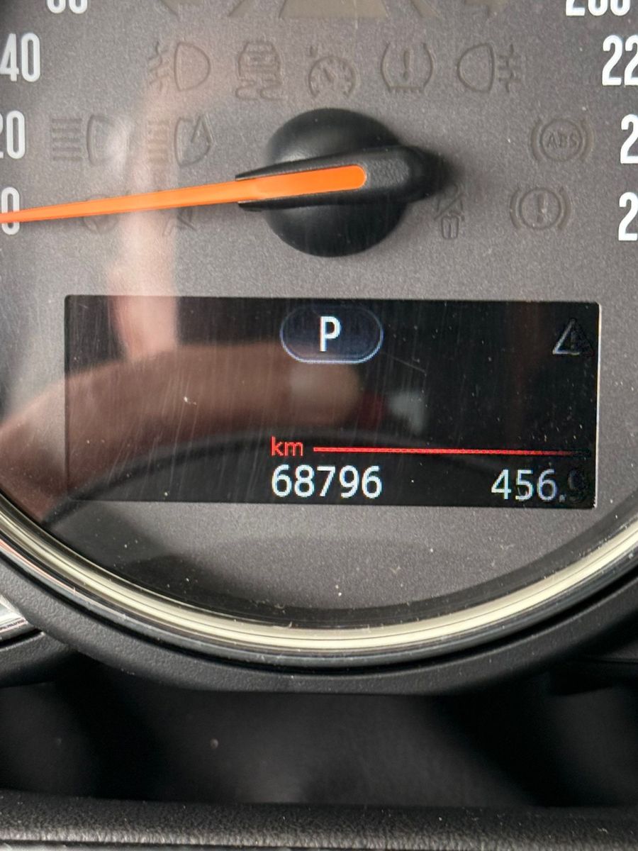 Fahrzeugabbildung MINI Cooper Countryman Autom. Navi/Panorama/1.Hand