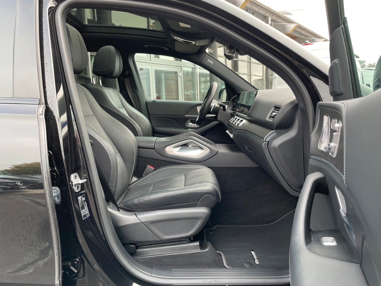 Fahrzeugabbildung Mercedes-Benz GLS 580 4M AMG Pano+AHK+Burm+7Sitz+HUD+Fond+VOLL