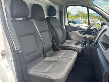 Renault Trafic - 10