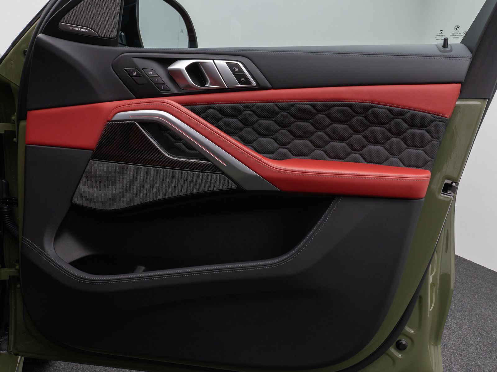 Fahrzeugabbildung BMW X6 M Competition Individual Panorama SoftCl Voll