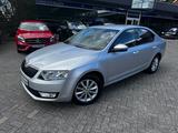 Skoda Octavia Lim. 1.6TDI Ambition - Skoda Octavia mit Diesel-Antrieb: Limousine, Automatik