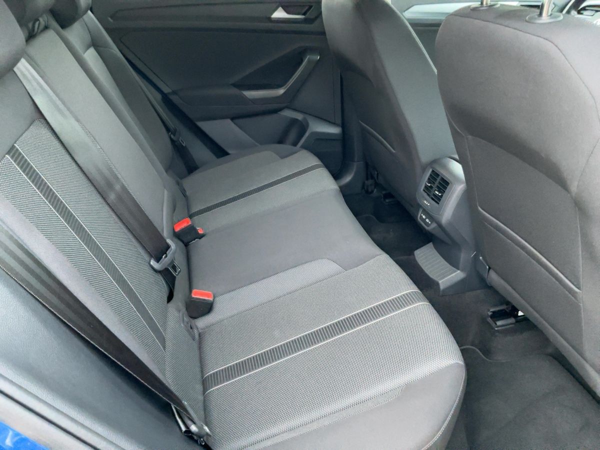 Volkswagen T-Roc - Bild 13