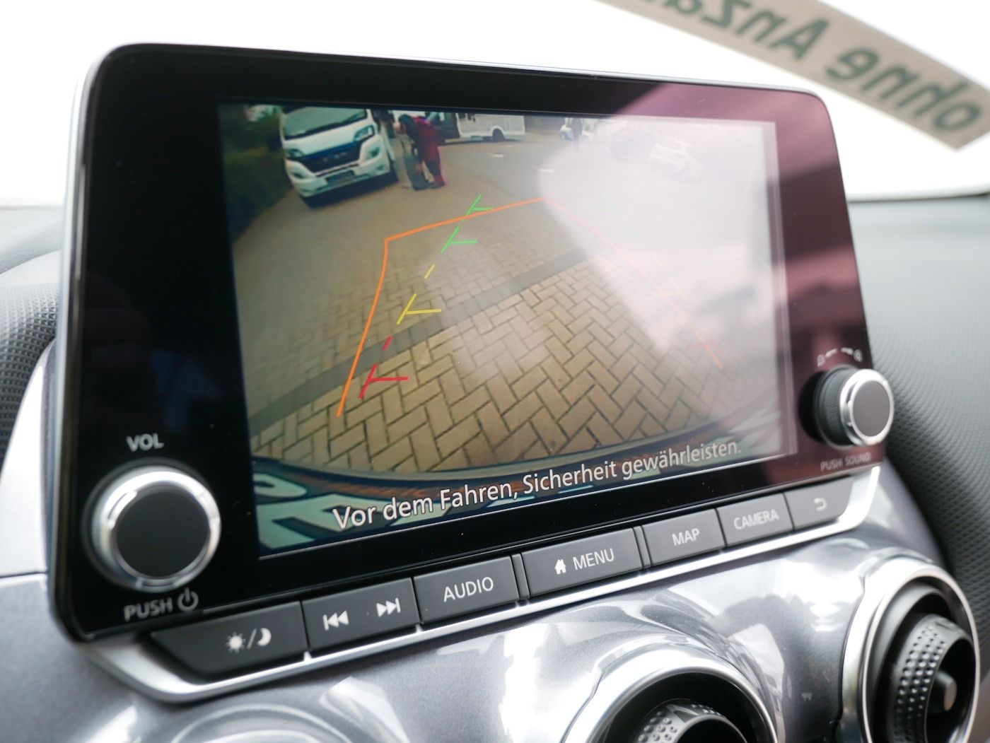 Fahrzeugabbildung Nissan Juke 1.0 DIG-T Acenta DSG Kamera NAVI SHZ LED