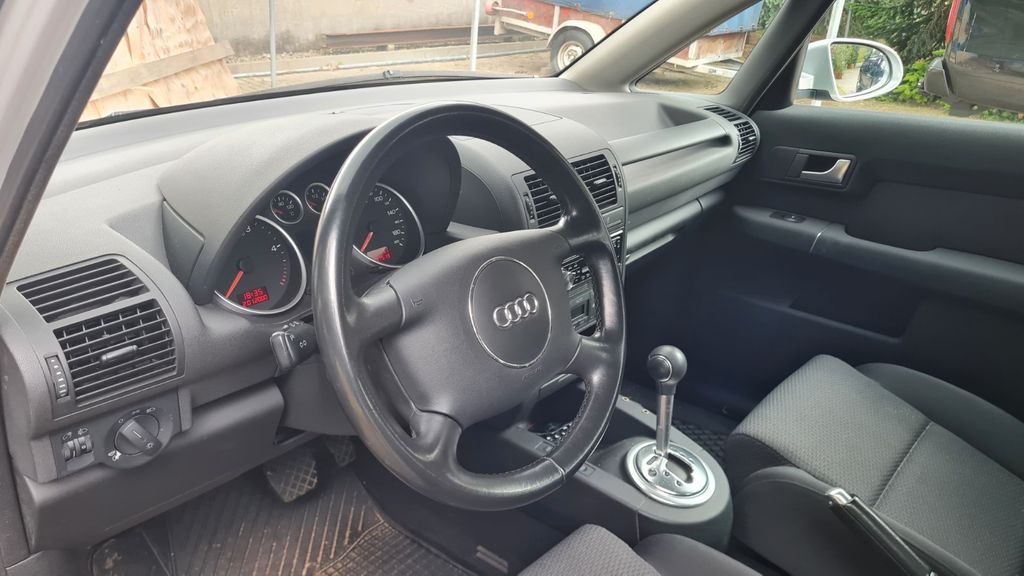 Audi A2