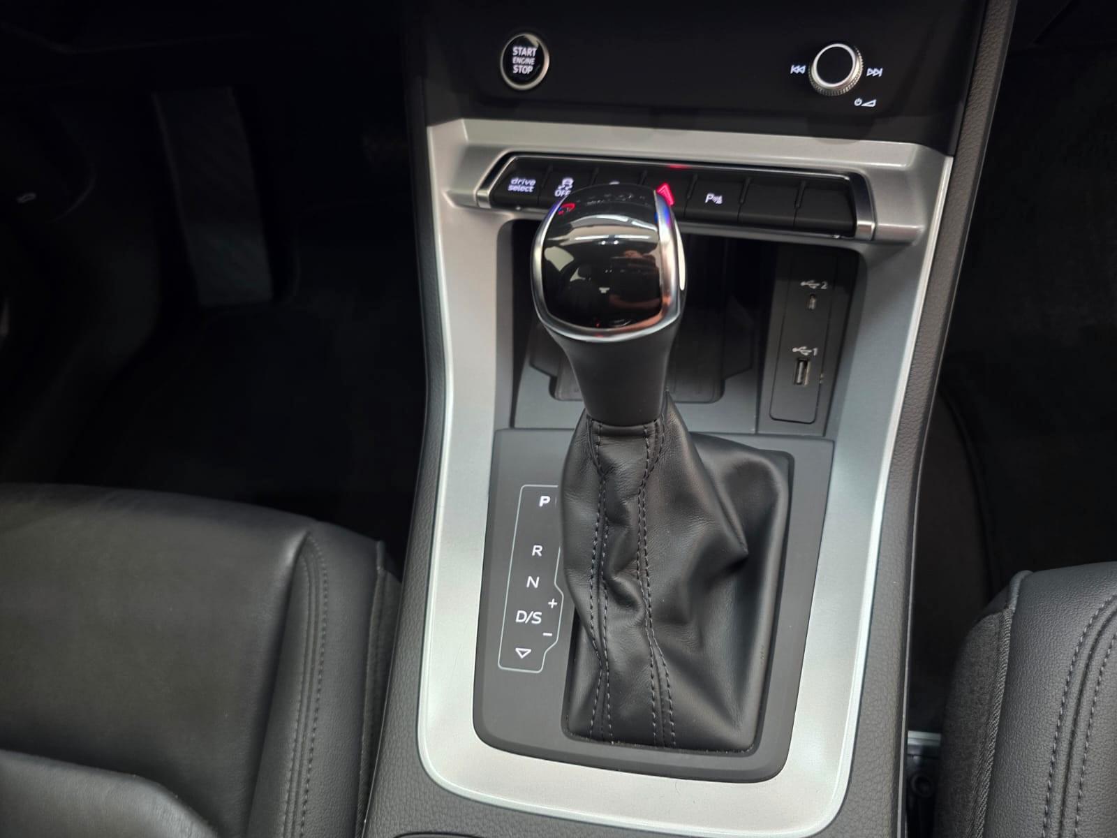 Audi Q3 45 TFSI qu. advanced LED Virtual Leder 19", миниатюра 11
