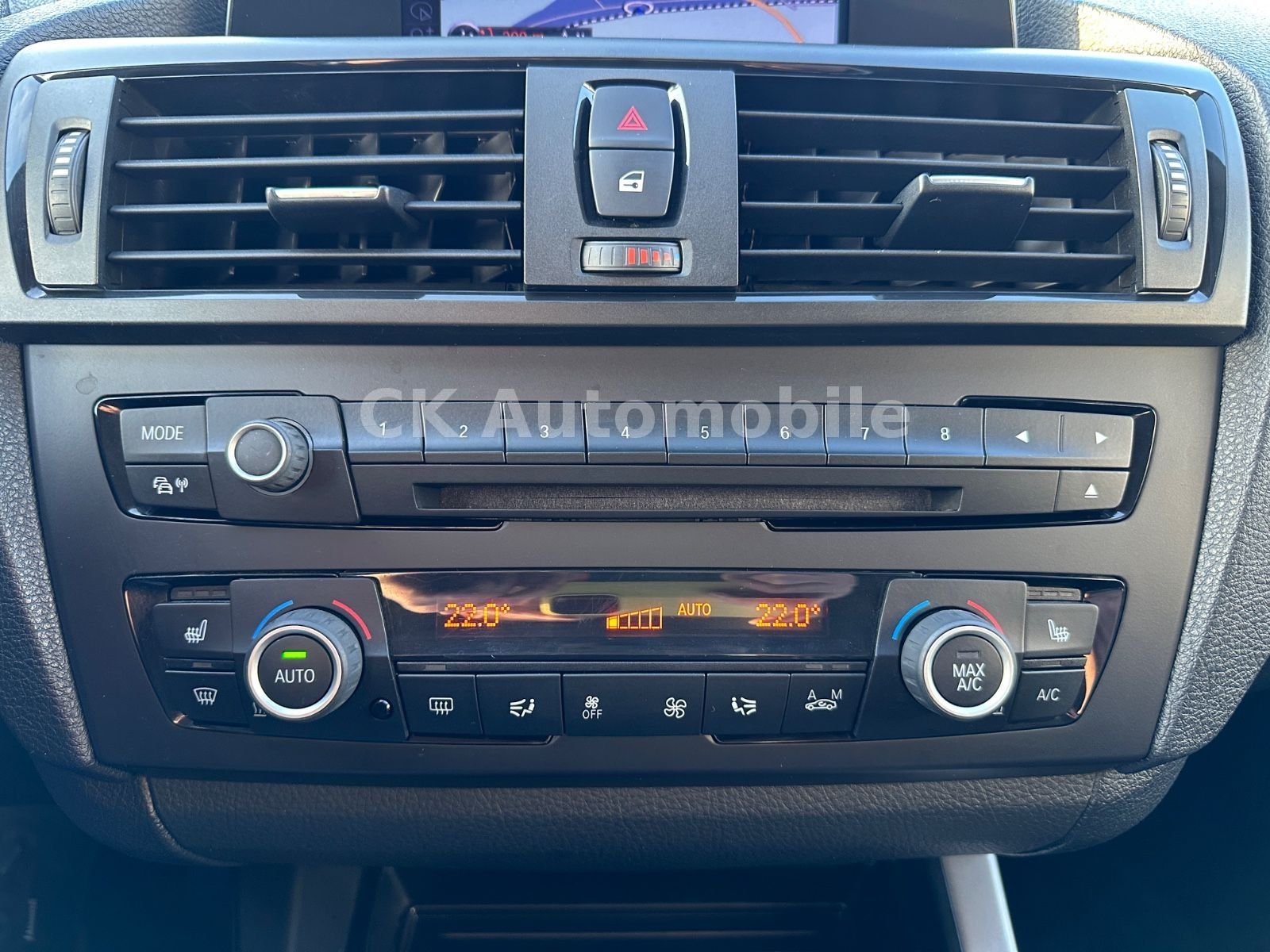 Fahrzeugabbildung BMW 116d  5-trg./Navi/Klimaautomatik/SHZ/PDC