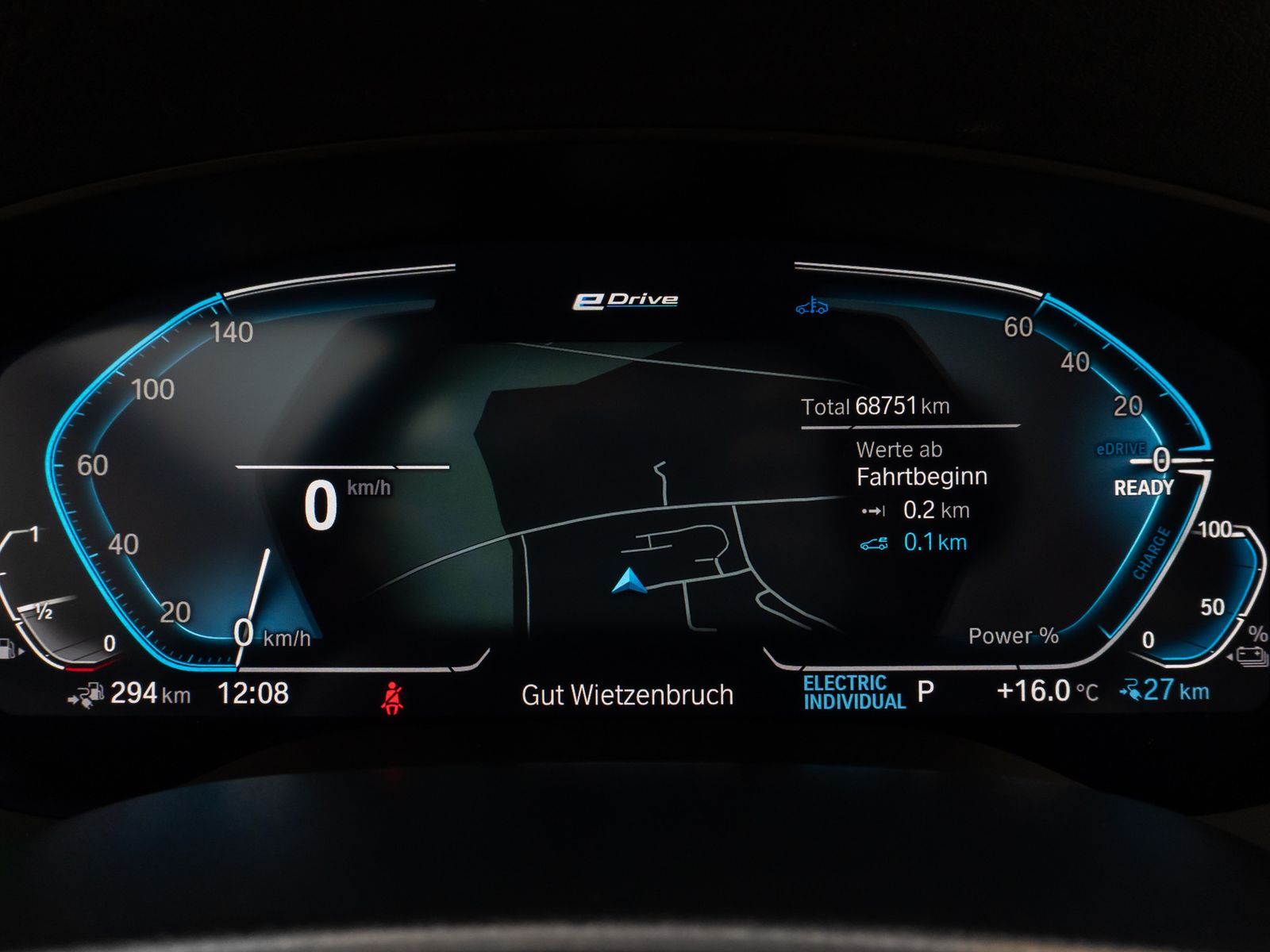 Fahrzeugabbildung BMW 530e xD DAB HiFi Leder Lenkradheizgung AHK Alarm