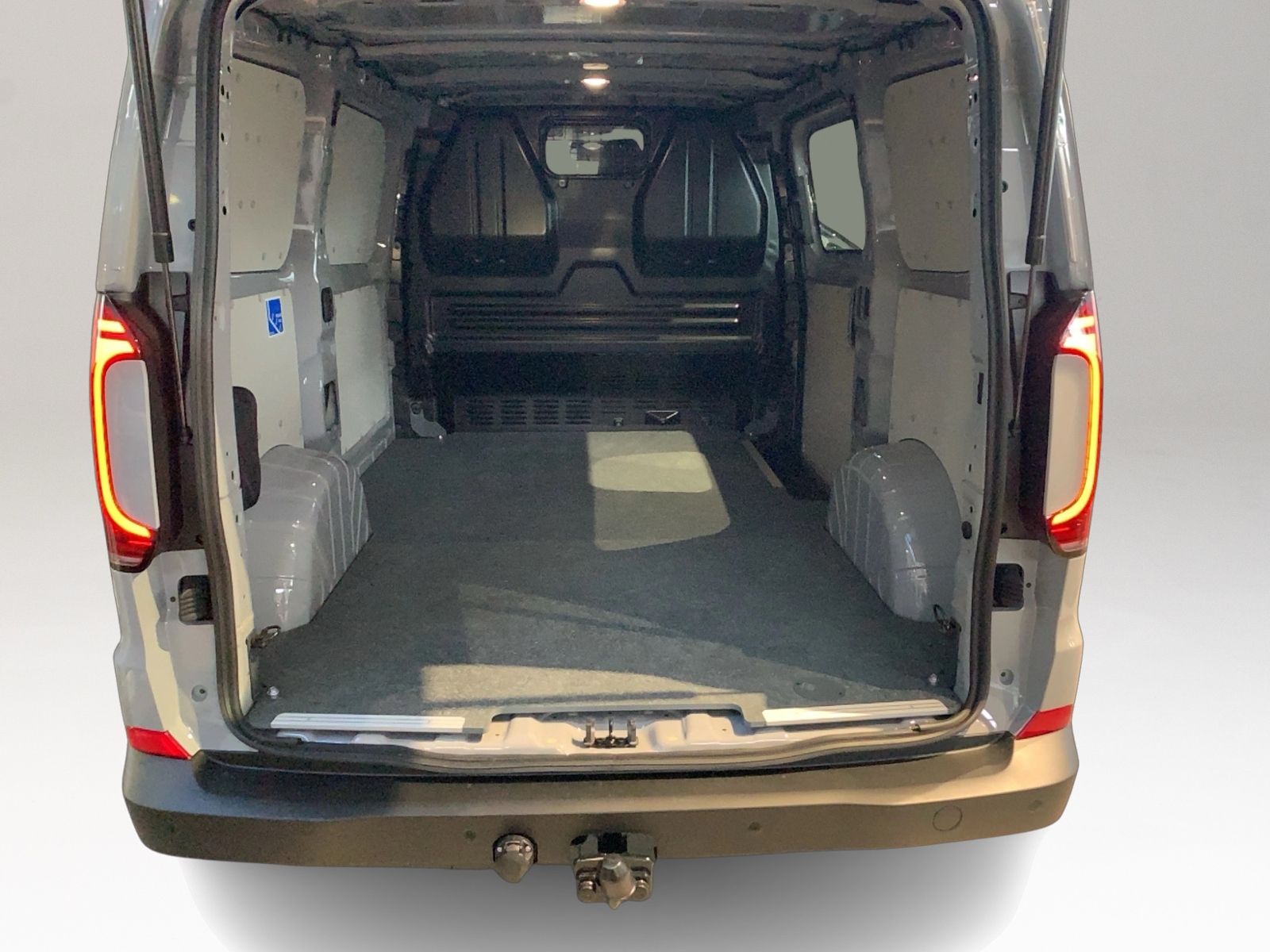 New Transporter Kasten 2.0 TDI 4MOTION, AHK, ACC