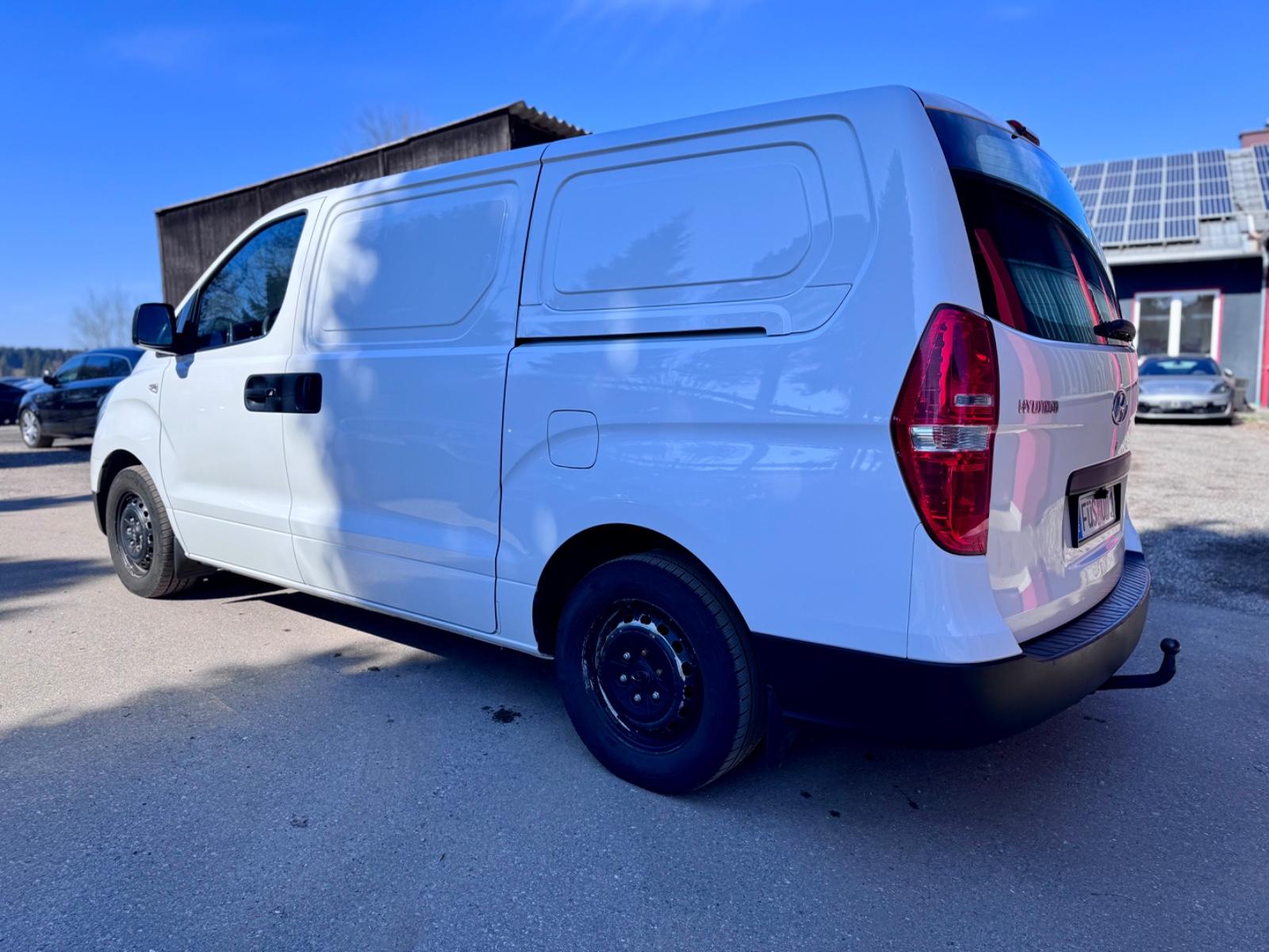 Hyundai H-1Kasten AHK 3xSitz 2xSchiebetür Mehrwertsteuer