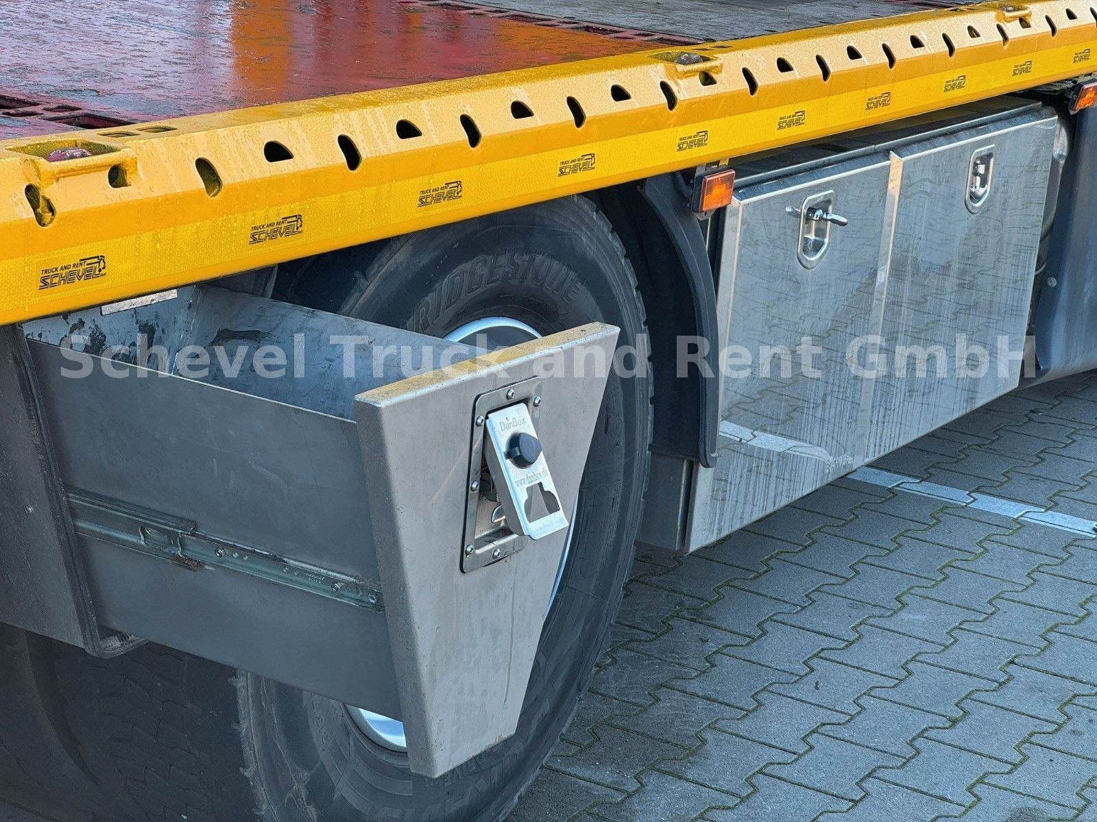 Fahrzeugabbildung Scania R500 Contain-Pritsche+ Palfinger 78002/JIB/Seilw