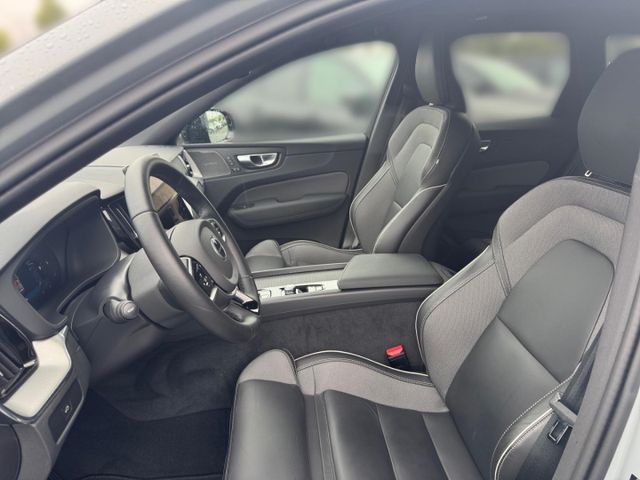 VOLVO XC 60 (Bild 15 von Array)