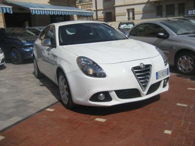 Alfa Romeo ALFA ROMEO Giulietta 1.6 JTDM-2 105 CV EXCLUSIVE