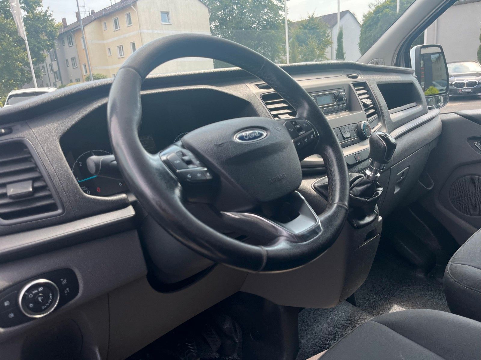 Fahrzeugabbildung Ford Transit Custom Kasten 300 L2 Trend