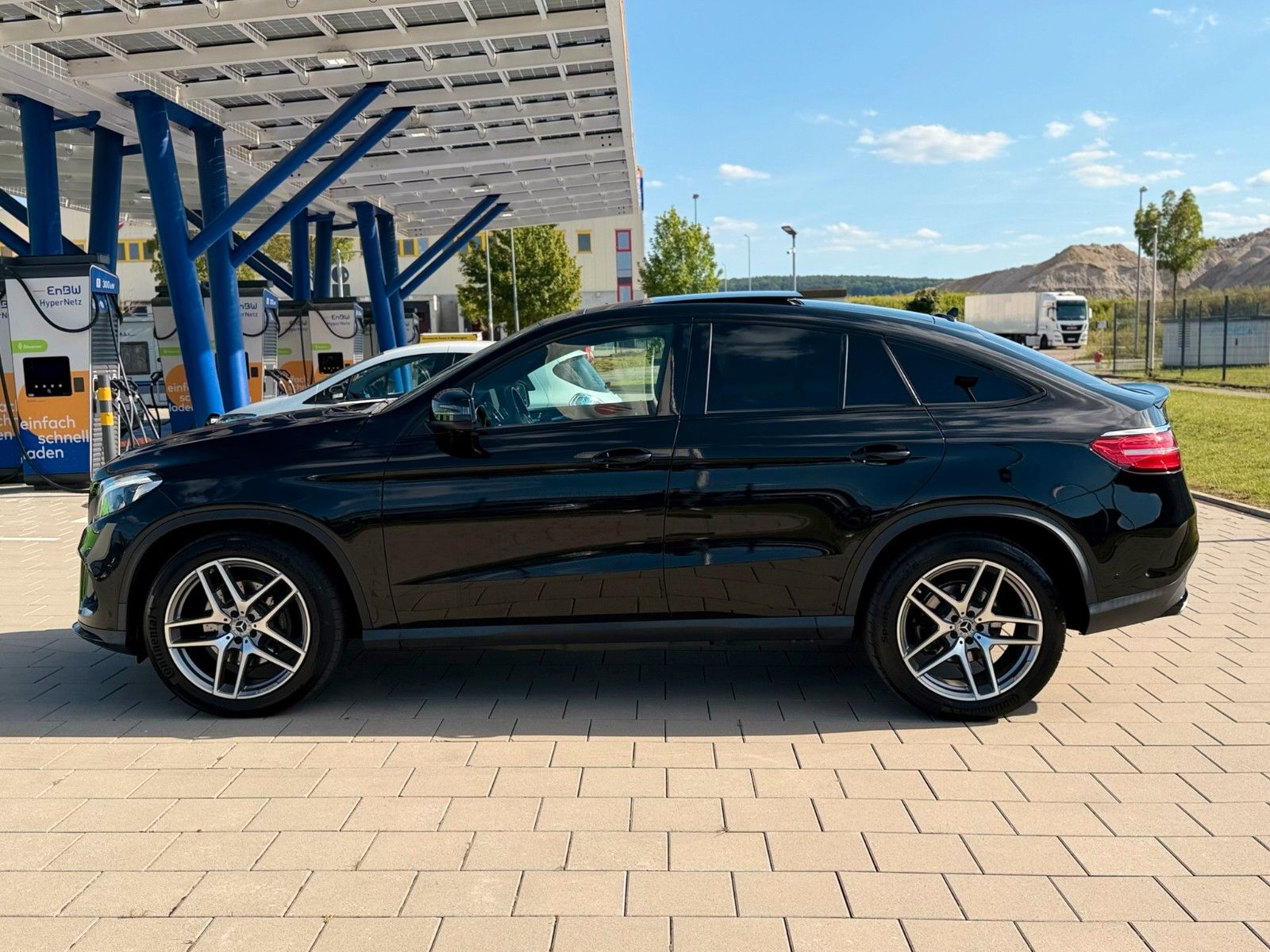 Mercedes-Benz GLE 350 d Coupe 4M AMG-LINE NIGHT PANO LEDER AH foto 5