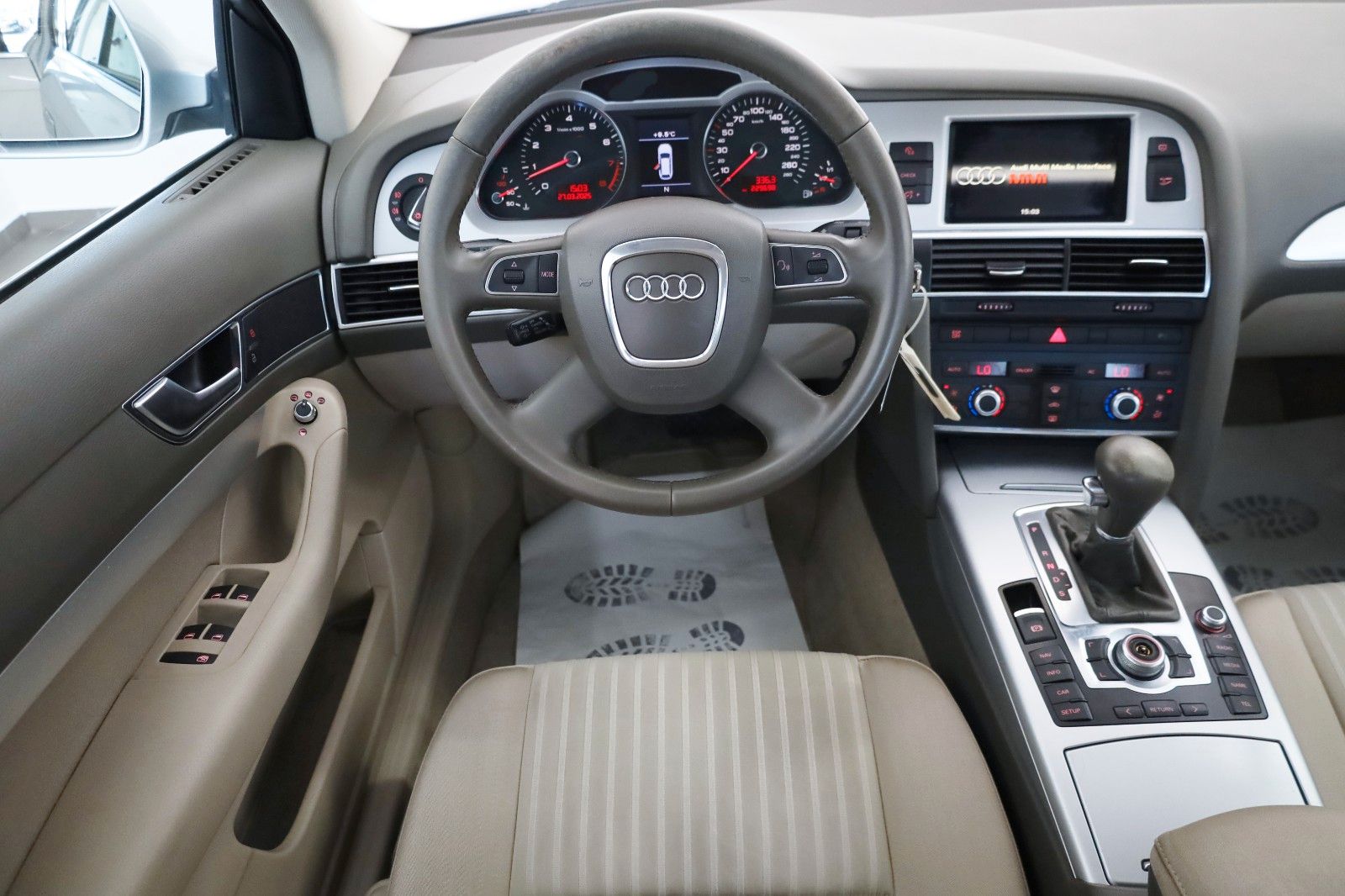 Fahrzeugabbildung Audi A6 Avant 2.8 FSI quattro Navi,Xenon,ÖLVERBRAUCH!
