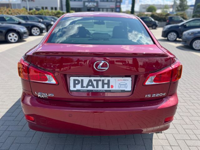 Lexus IS 220  d