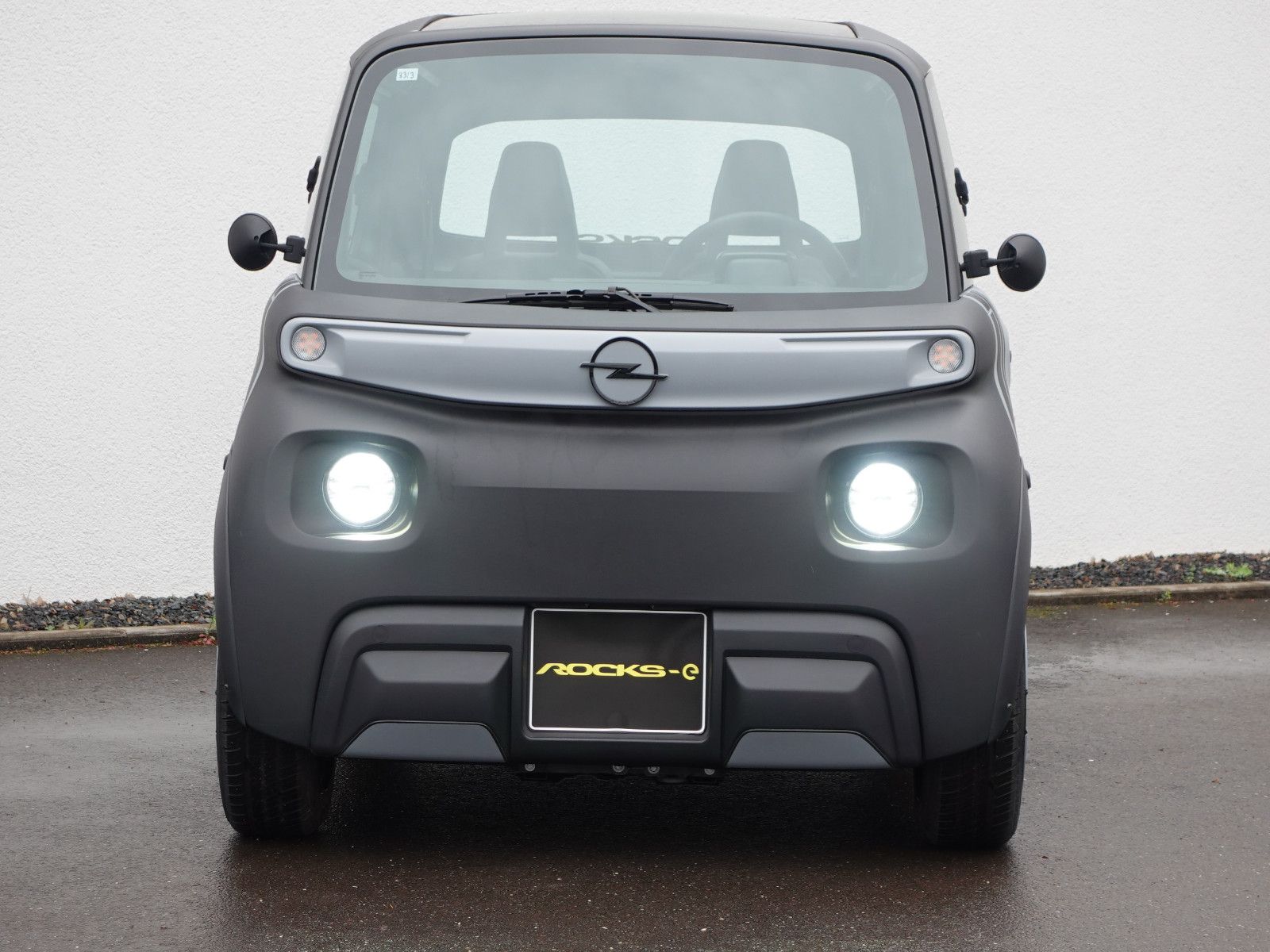 Fahrzeugabbildung Opel Rocks-e Klub,Glasdach,Heizung,USB,LED,Radblenden