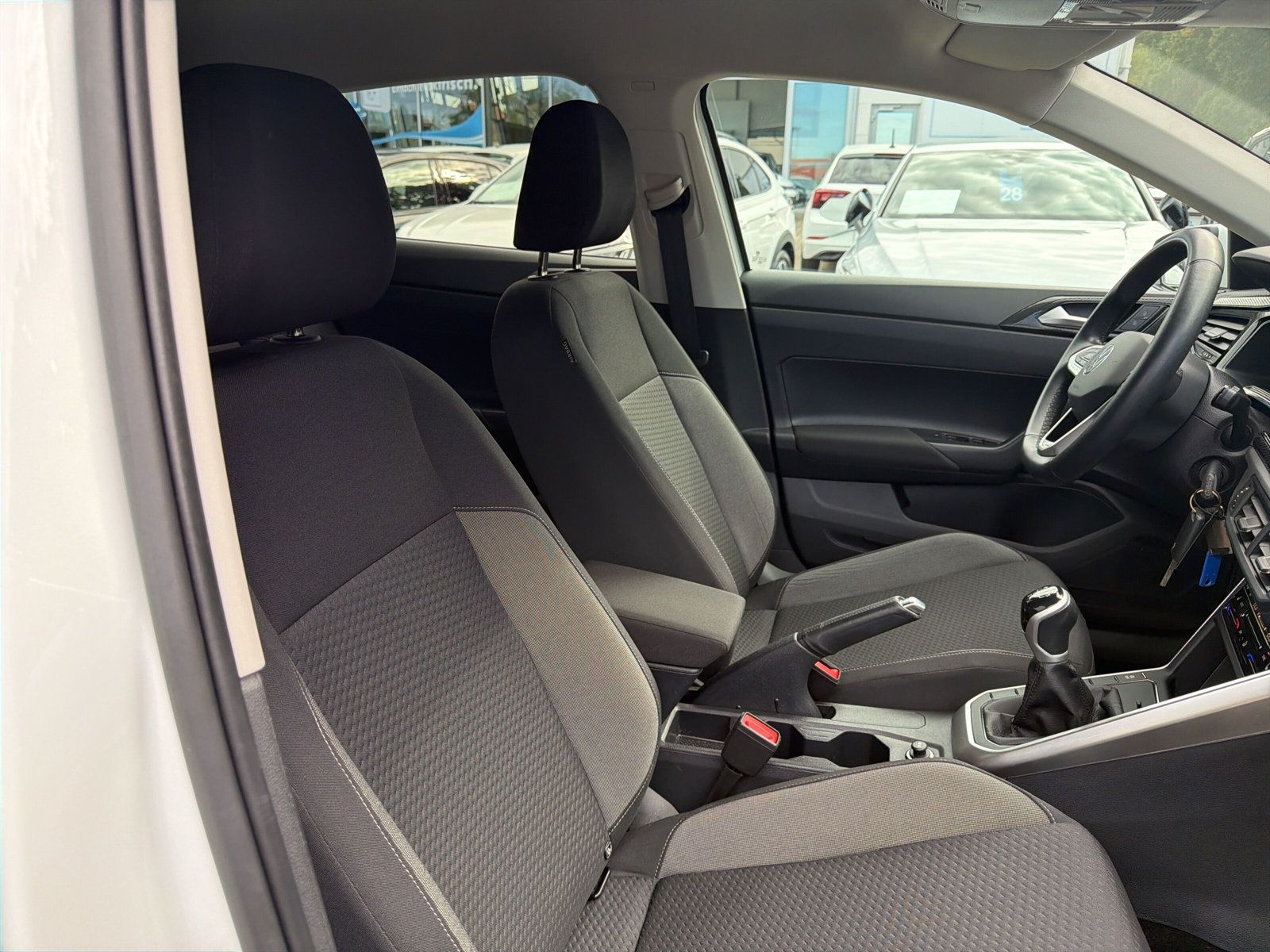 Polo Active Apple CarPlay Sitz Klima PDC v+h Act