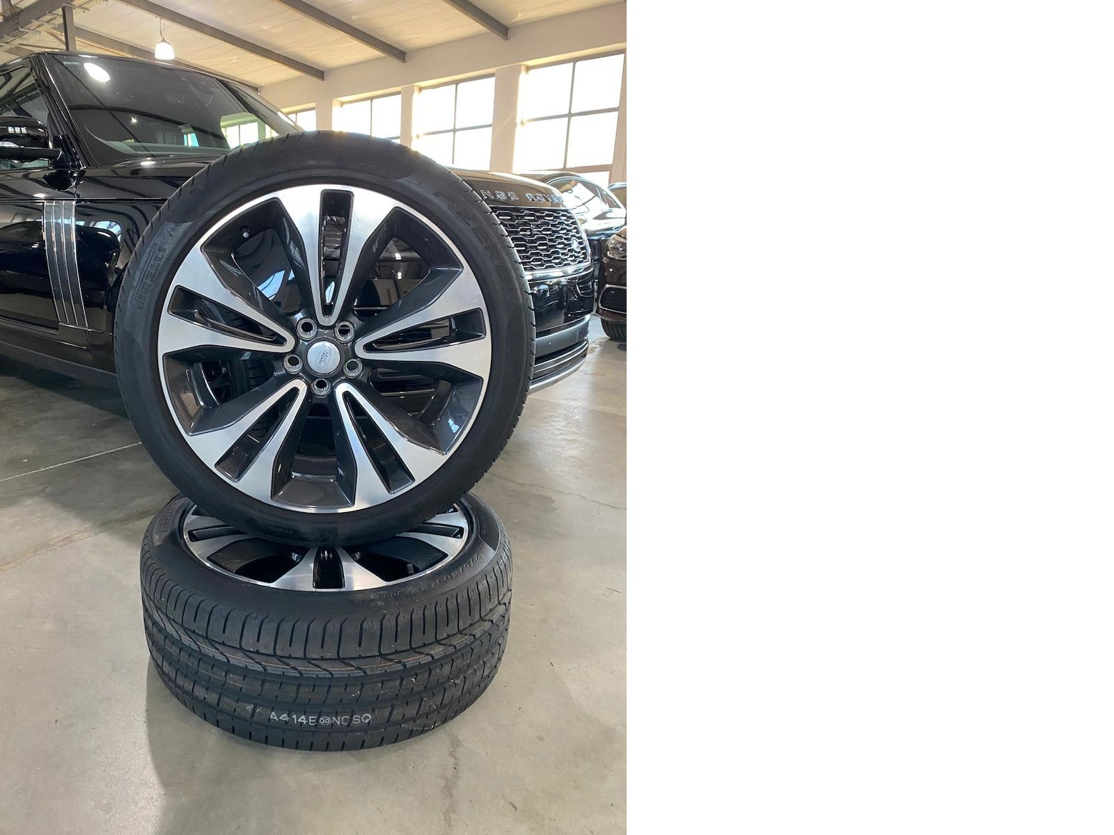 Fahrzeugabbildung Land Rover Range Rover SV Autobiography/Pano/STHZG/