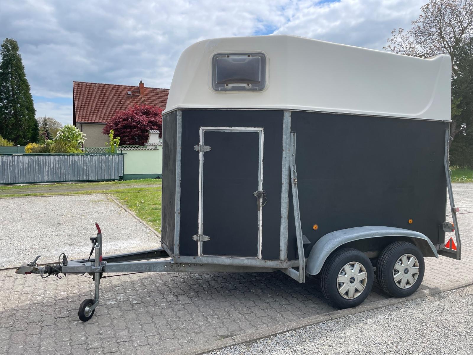 Andere Kraemer Pferdetransportanhänger *TÜV neu*
