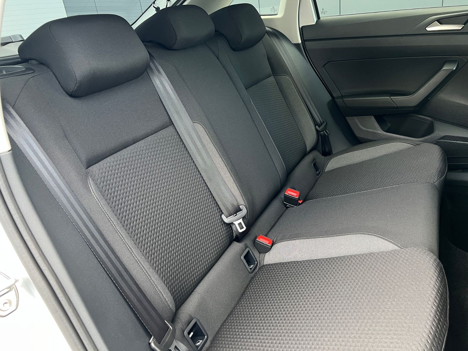 Fahrzeugabbildung Volkswagen Taigo Life 1.0 TSI *IQ.Light, ACC, Ready2Discove