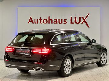 Mercedes E 200 - 7