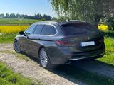 BMW 540d xDrive Touring LuxuryLine NaviLEDSHZTemDist - gebrauchte BMW 540 aus dem Jahr 2022