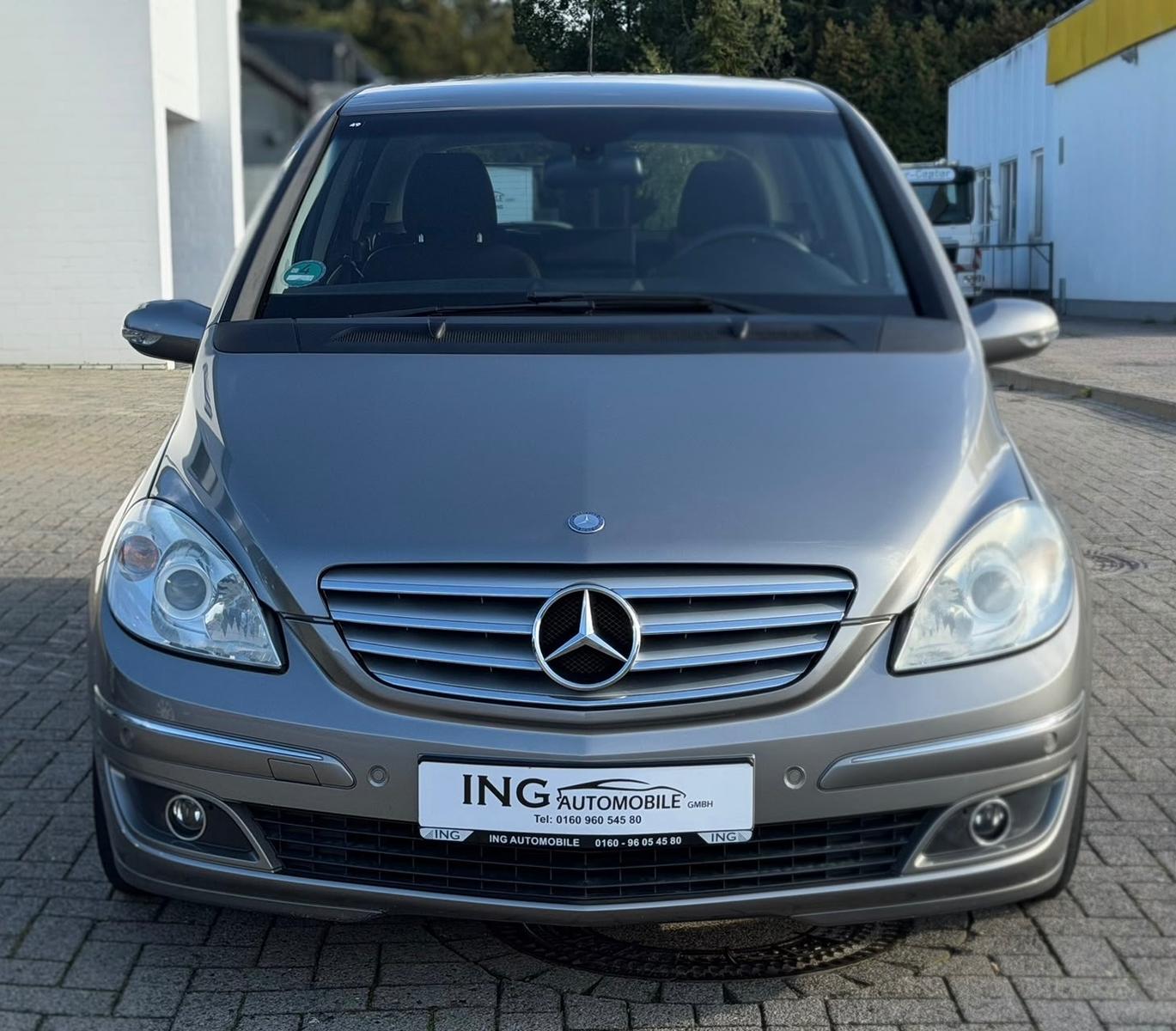 Mercedes-Benz B 170 Benziner Automatik PDC/AHK/TÜV NEU