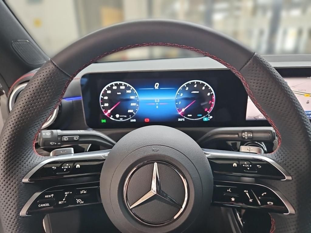 Fahrzeugabbildung Mercedes-Benz CLA 200 SB +AMG+AHK+STANDHEIZUNG+SOUND+DISTRONIC