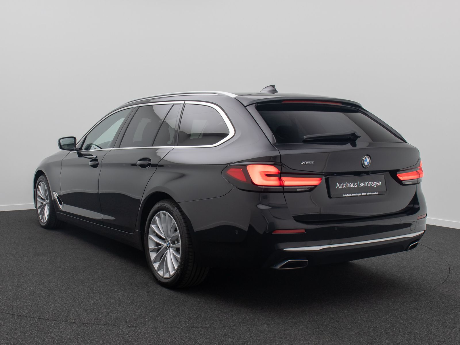 Fahrzeugabbildung BMW 540i xD Luxury Line Laser DAB Massage Kamera H/K
