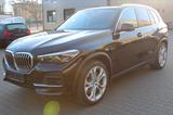BMW X5 xDrive 45 e Panorama/AHK/H UP/Soft Close/360° - BMW X5 mit Hybrid-Antrieb