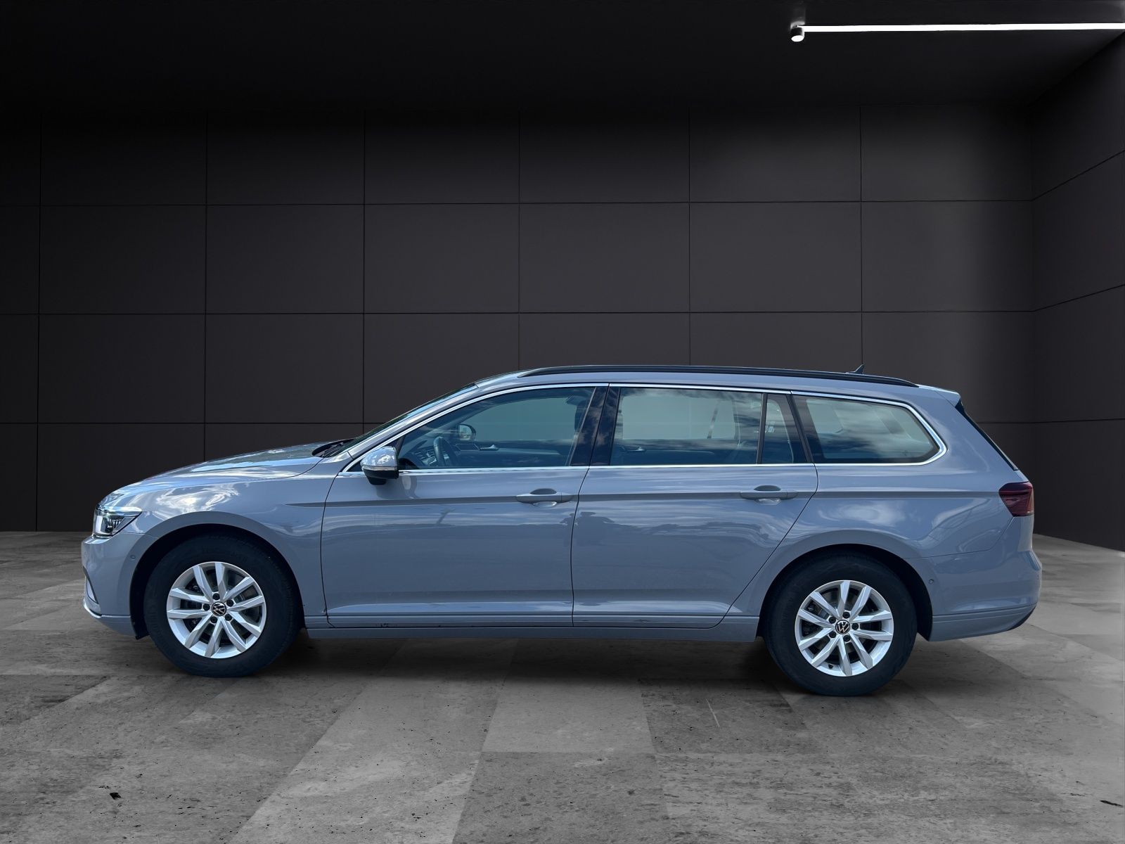 Fahrzeugabbildung Volkswagen Passat Variant TDI Business Matrix Navi ACC AID