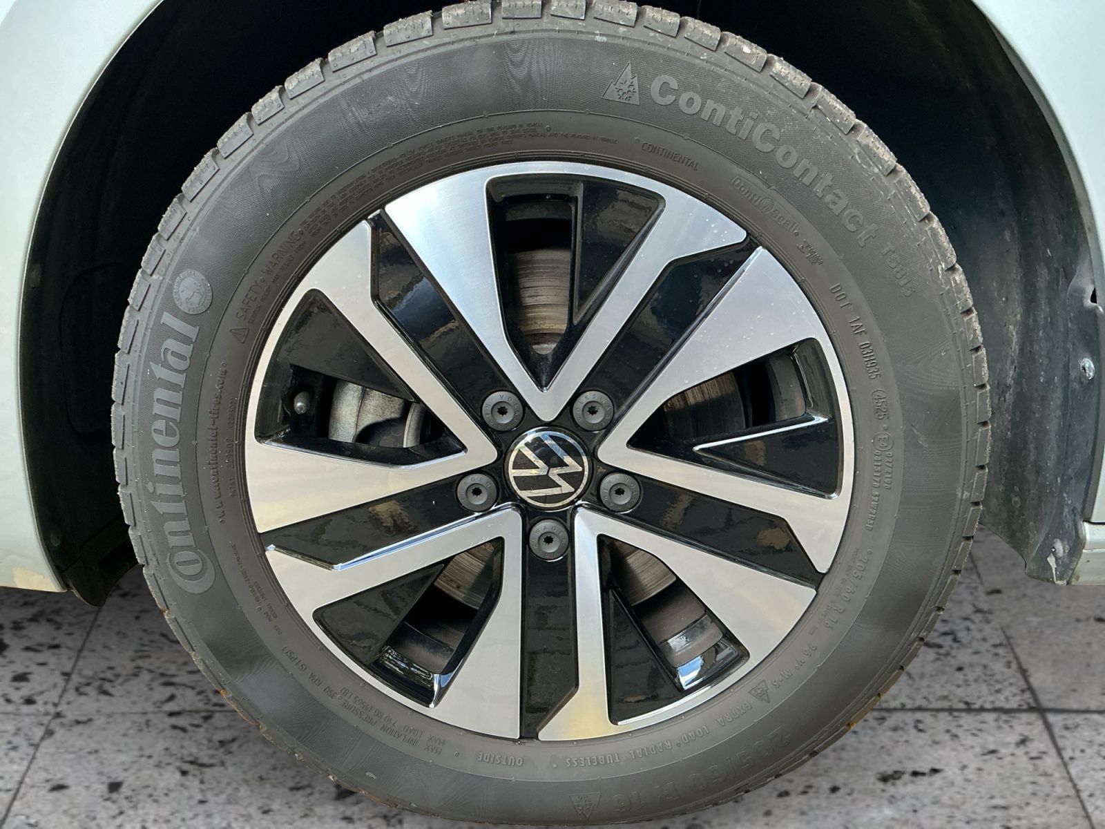 Volkswagen Touran - Bild 8