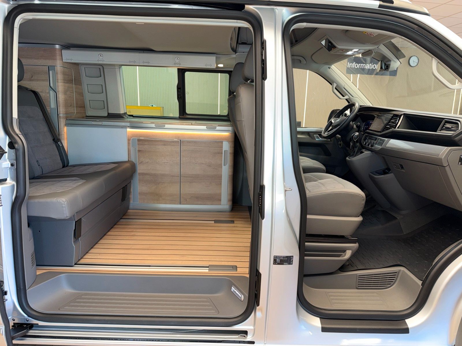 Volkswagen T6.1 California Ocean FWD 2.0 TDI 150PS DSG foto 4