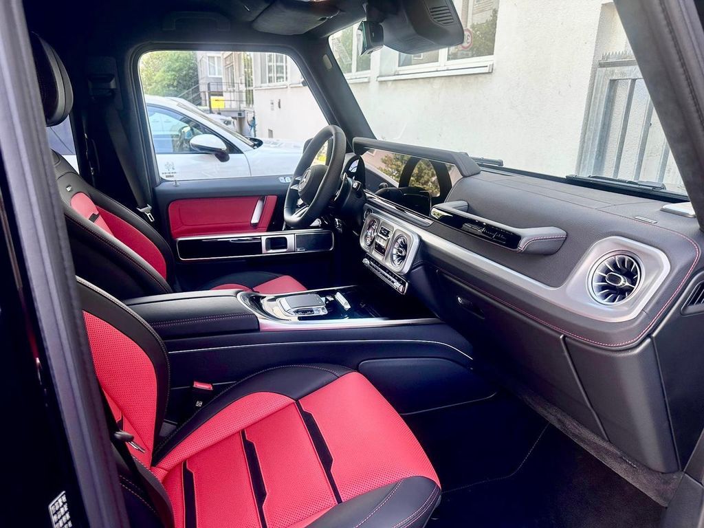 Mercedes-Benz Neue G 63 AMG Mercedes-AMG G 63 Mercedes-AMG