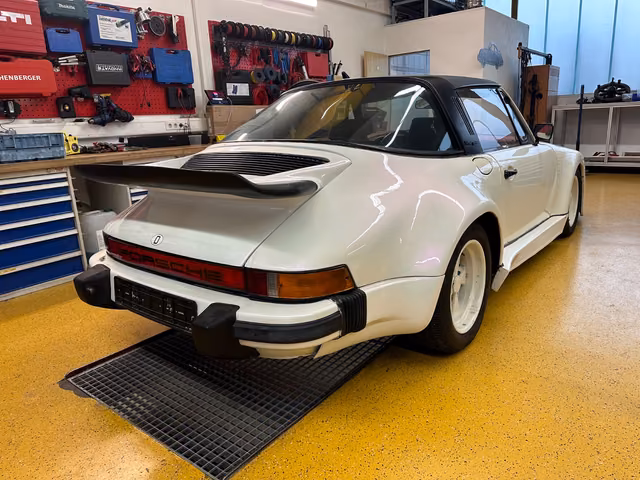 Porsche 911 Targa Ölklappe Deutsches Fahrzeug