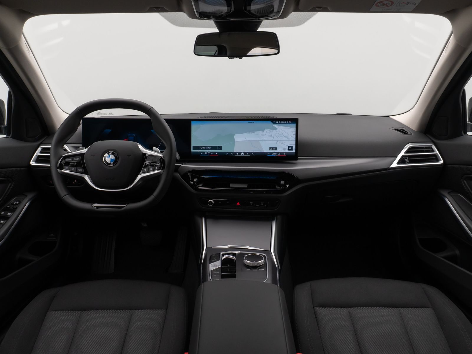 Fahrzeugabbildung BMW 318i Kamera DAB Sportlenkrad CockPit+ Alarm LED