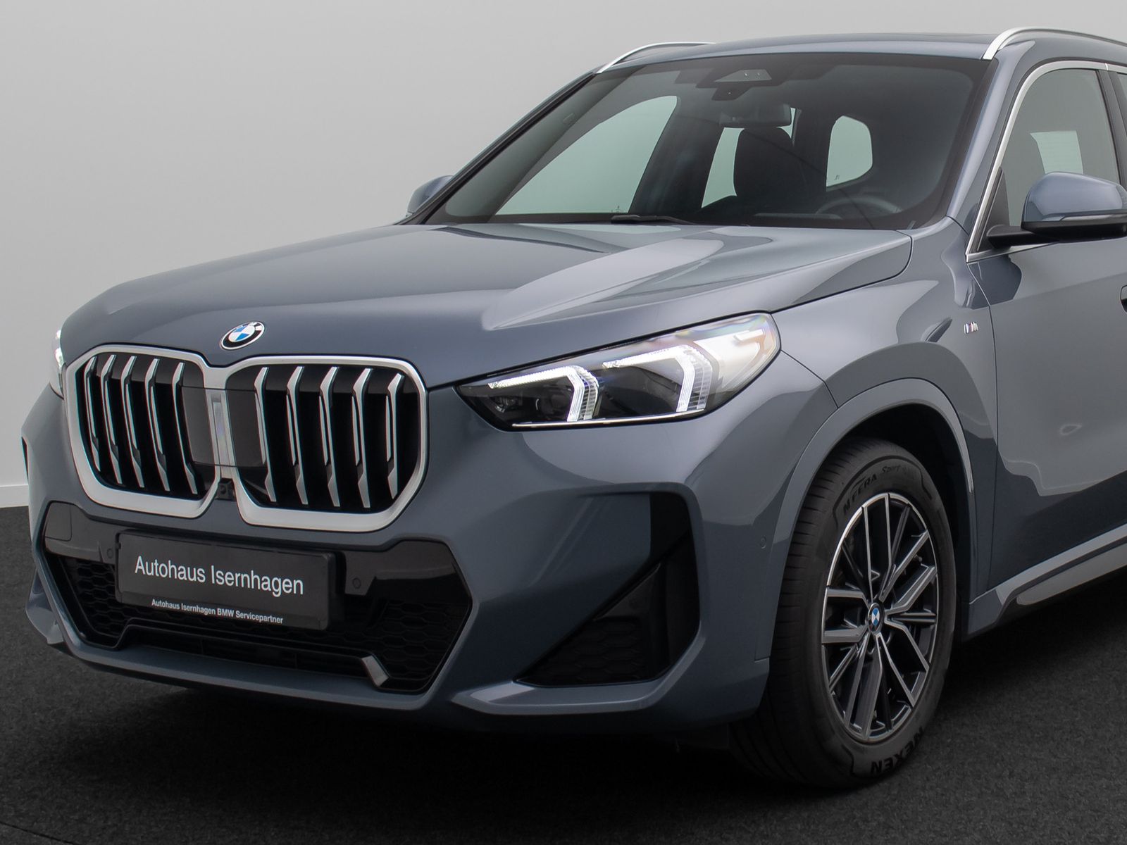 Fahrzeugabbildung BMW X1 xD23d M Sport 360&deg; HUD H/K AHK Panorama DAB